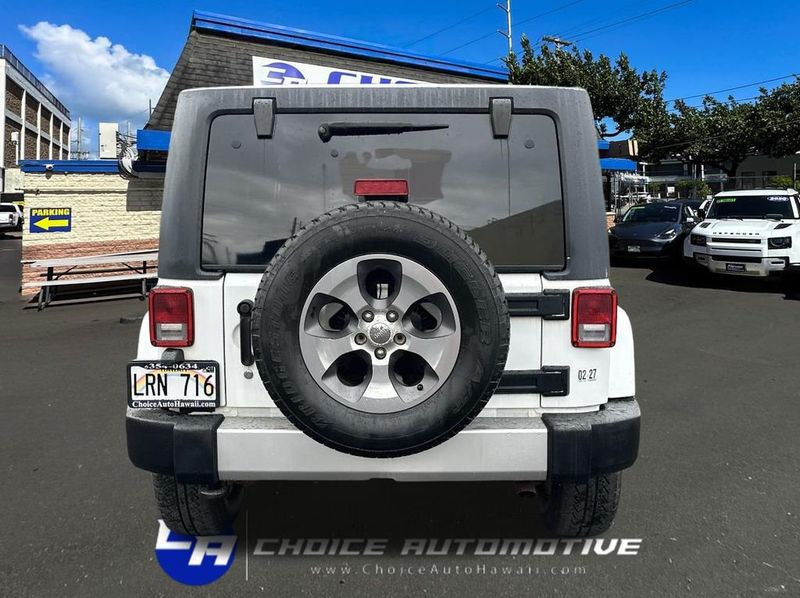 2017 Jeep Wrangler Unlimited Sahara 4x4 - 23047493 - 6