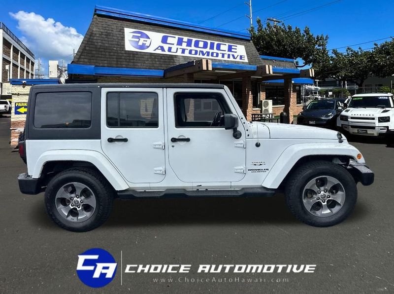 2017 Jeep Wrangler Unlimited Sahara 4x4 - 23047493 - 8
