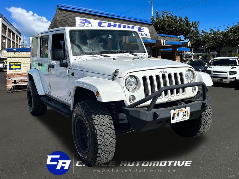 2017 Jeep Wrangler Unlimited Sahara 4x4 - 23050377 - 9
