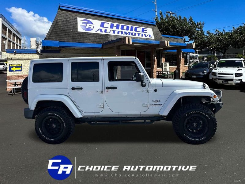 2017 Jeep Wrangler Unlimited Sahara 4x4 - 23050377 - 8