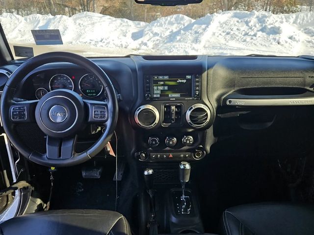 2017 Jeep Wrangler Unlimited Sahara 4x4 - 22980761 - 1