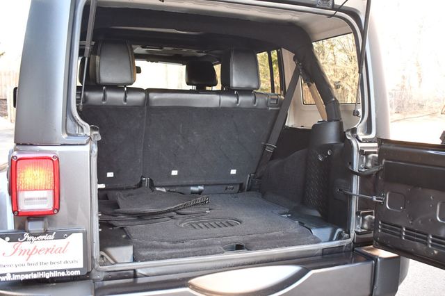 2017 Jeep Wrangler Unlimited Sahara 4x4 - 22980761 - 6