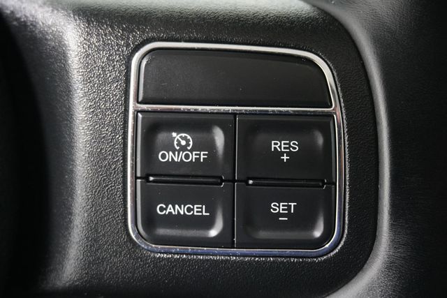 2017 Jeep Wrangler Unlimited Sahara 4x4 - 22929538 - 14