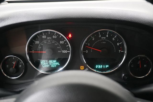 2017 Jeep Wrangler Unlimited Sahara 4x4 - 22929538 - 20