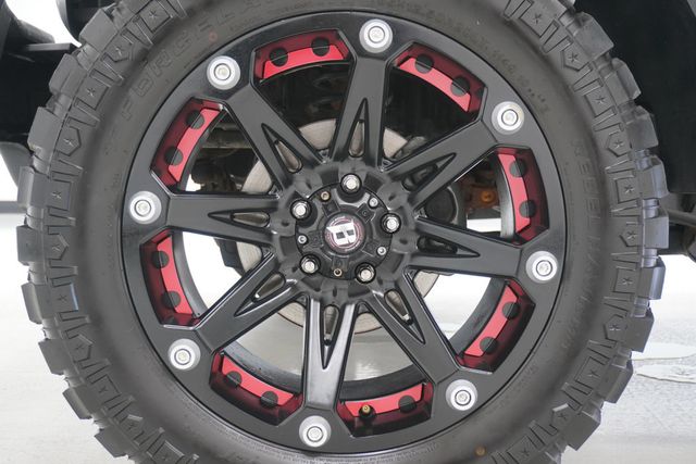 2017 Jeep Wrangler Unlimited Sahara 4x4 - 22929538 - 25