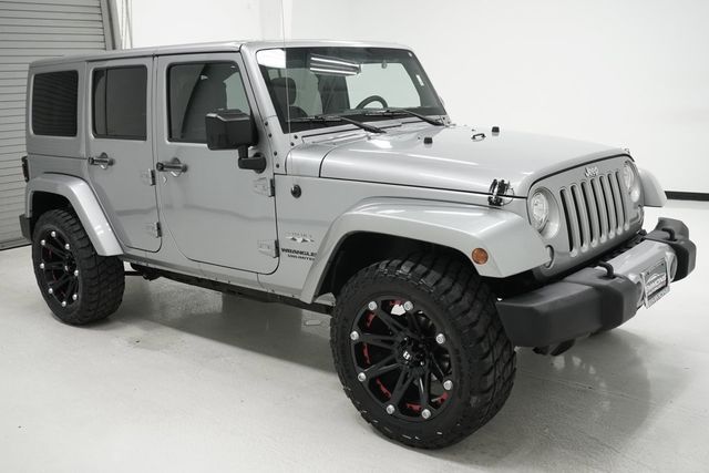 2017 Jeep Wrangler Unlimited Sahara 4x4 - 22929538 - 2
