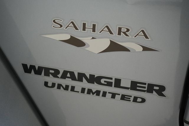 2017 Jeep Wrangler Unlimited Sahara 4x4 - 22929538 - 31