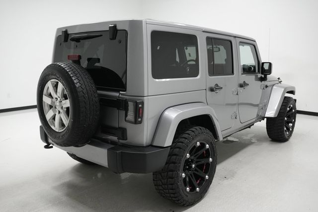 2017 Jeep Wrangler Unlimited Sahara 4x4 - 22929538 - 3