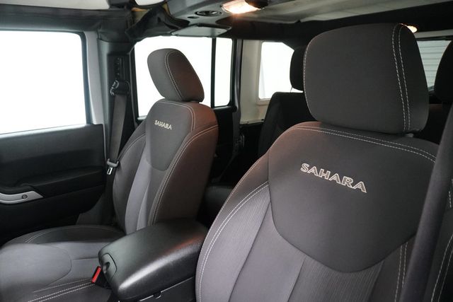 2017 Jeep Wrangler Unlimited Sahara 4x4 - 22929538 - 8