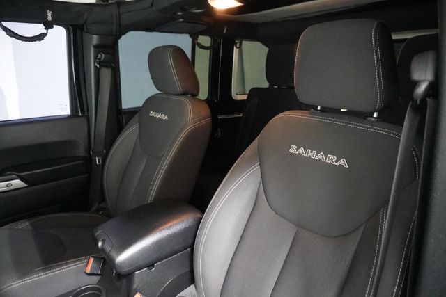 2017 Jeep Wrangler Unlimited Sahara 4x4 - 22951426 - 11