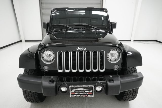 2017 Jeep Wrangler Unlimited Sahara 4x4 - 22951426 - 1