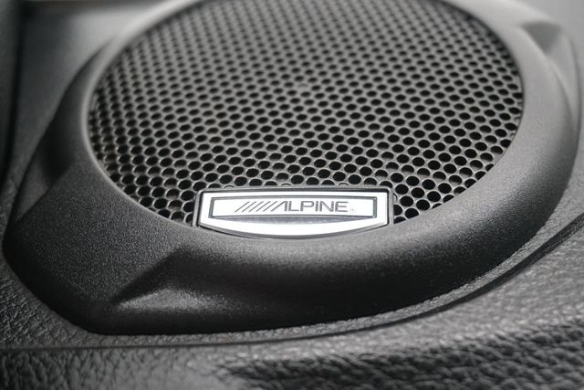 2017 Jeep Wrangler Unlimited Sahara 4x4 - 22963582 - 13