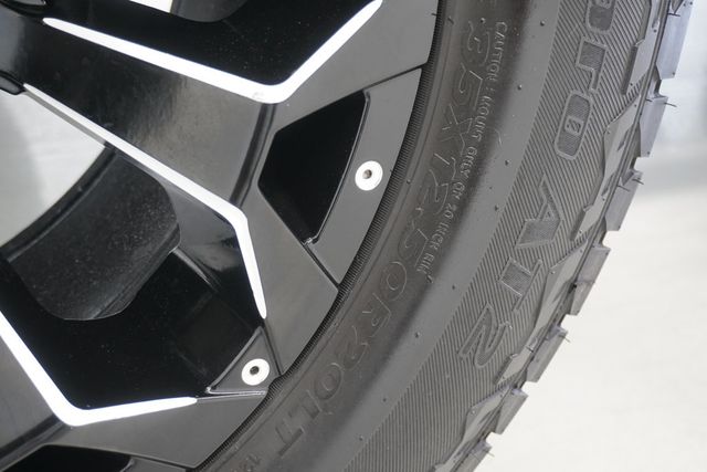 2017 Jeep Wrangler Unlimited Sahara 4x4 - 22963582 - 22