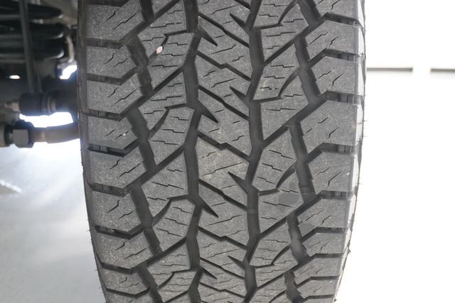 2017 Jeep Wrangler Unlimited Sahara 4x4 - 22963582 - 23