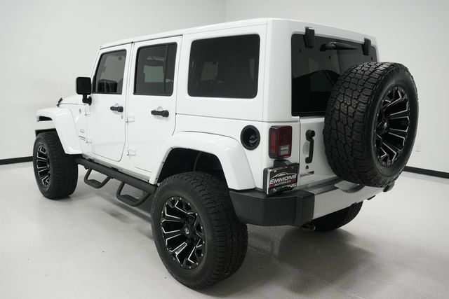 2017 Jeep Wrangler Unlimited Sahara 4x4 - 22963582 - 5