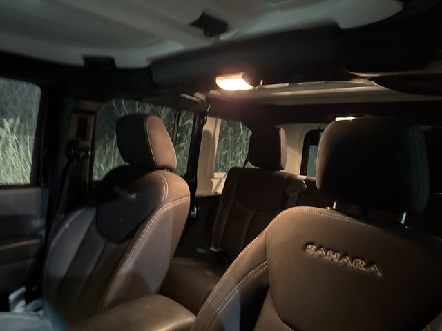 2017 Jeep Wrangler Unlimited Sahara 4x4 - 22967767 - 13