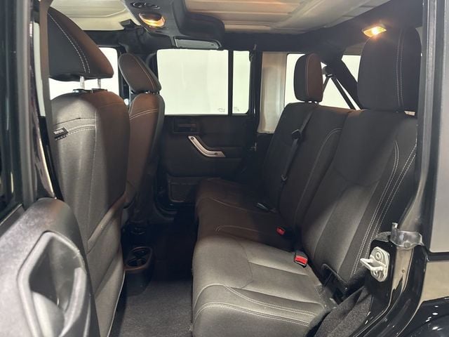 2017 Jeep Wrangler Unlimited Sahara 4x4 - 22967767 - 24