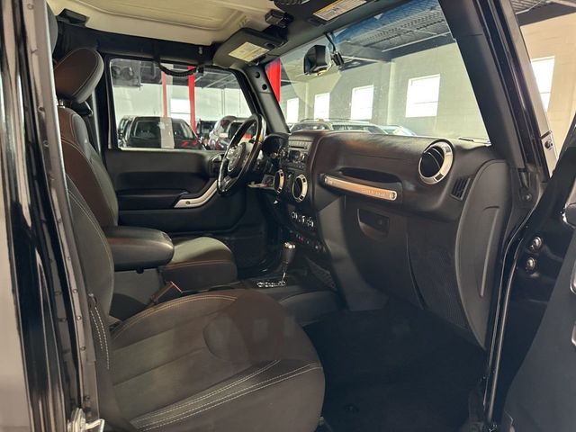 2017 Jeep Wrangler Unlimited Sahara 4x4 - 22967767 - 36