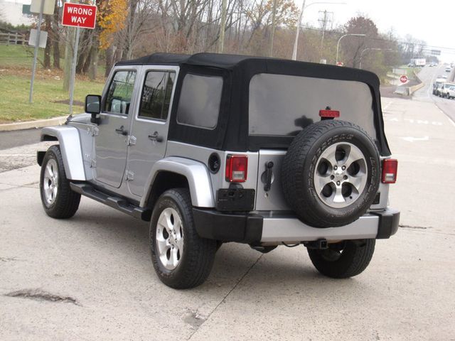 2017 Jeep Wrangler Unlimited Sahara 4x4 - 22950036 - 11