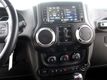 2017 Jeep Wrangler Unlimited Sahara 4x4 - 22950036 - 30