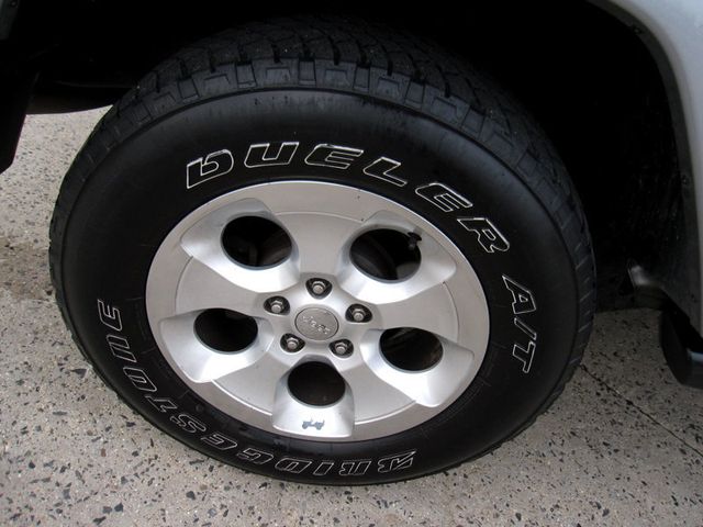 2017 Jeep Wrangler Unlimited Sahara 4x4 - 22950036 - 33