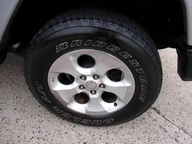 2017 Jeep Wrangler Unlimited Sahara 4x4 - 22950036 - 34