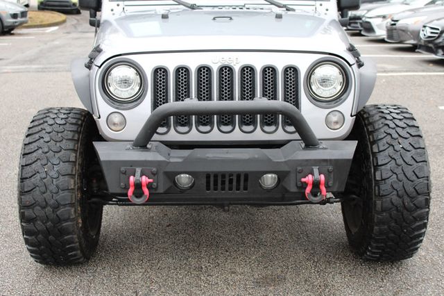 2017 Jeep Wrangler Unlimited Sahara 4x4 - 22955270 - 30