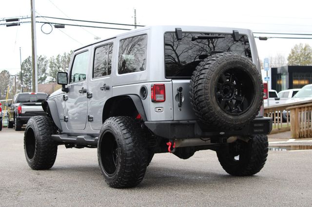 2017 Jeep Wrangler Unlimited Sahara 4x4 - 22955270 - 4