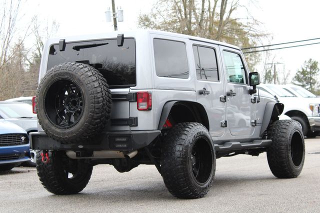 2017 Jeep Wrangler Unlimited Sahara 4x4 - 22955270 - 8