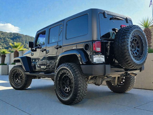 2017 Jeep Wrangler Unlimited Sahara 4x4 - 22957134 - 9