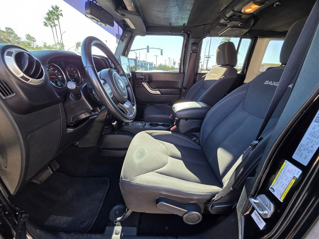 2017 Jeep Wrangler Unlimited Sahara 4x4 - 22957134 - 21