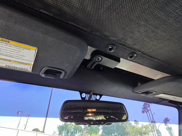 2017 Jeep Wrangler Unlimited Sahara 4x4 - 22957134 - 44