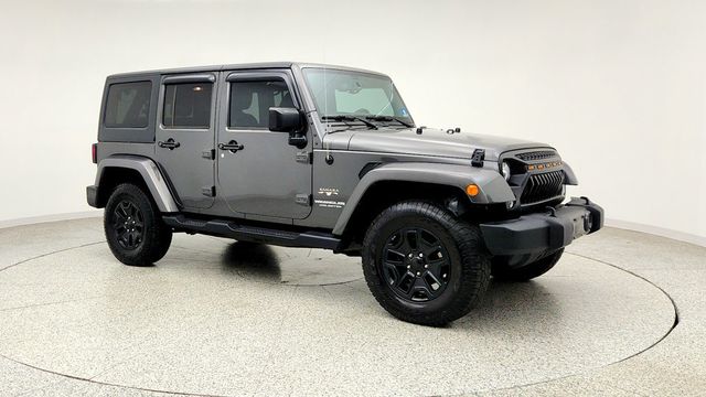 2017 Jeep Wrangler Unlimited Sahara 4x4 - 23099898 - 2