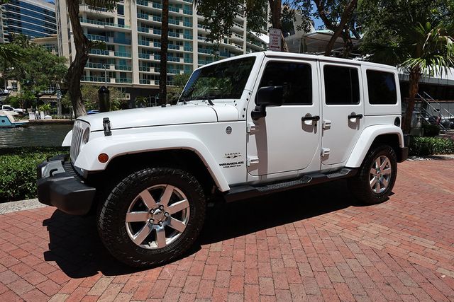 2017 Jeep Wrangler Unlimited Sahara 4x4 - 23025064 - 15