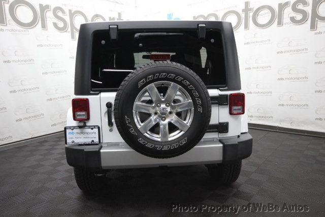 2017 Jeep Wrangler Unlimited Sahara 4x4 - 22510840 - 3