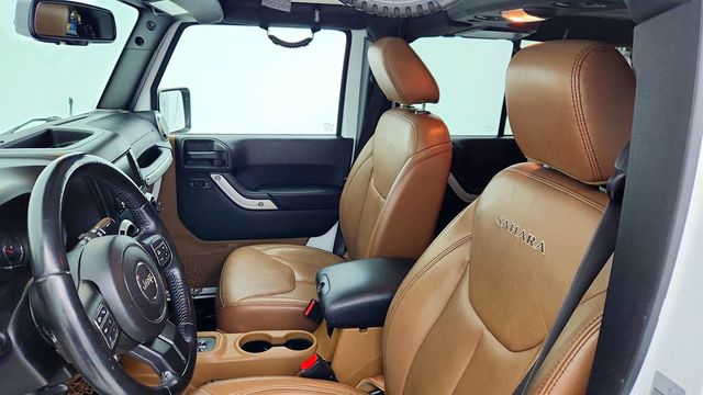 2017 Jeep Wrangler Unlimited Sahara 4x4 - 22973018 - 18