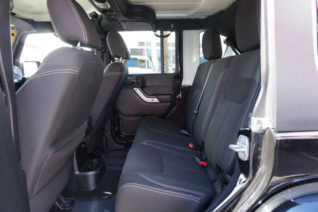 2017 Jeep Wrangler Unlimited SAHARA, 4X4, HARD TOP, CLOTH SEATS, RUNNING BOARDS - 22987085 - 15