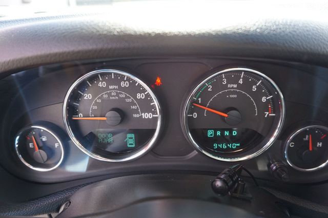 2017 Jeep Wrangler Unlimited SAHARA, 4X4, HARD TOP, CLOTH SEATS, RUNNING BOARDS - 22987085 - 22