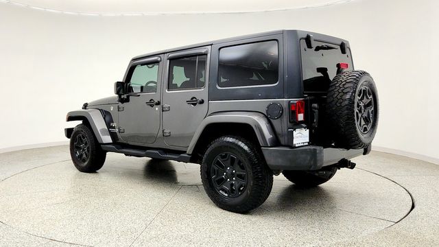 2017 Jeep Wrangler Unlimited Sahara 4x4 w/ Heated Seats, Remote Start & Connectivity Pkg - 23099898 - 6