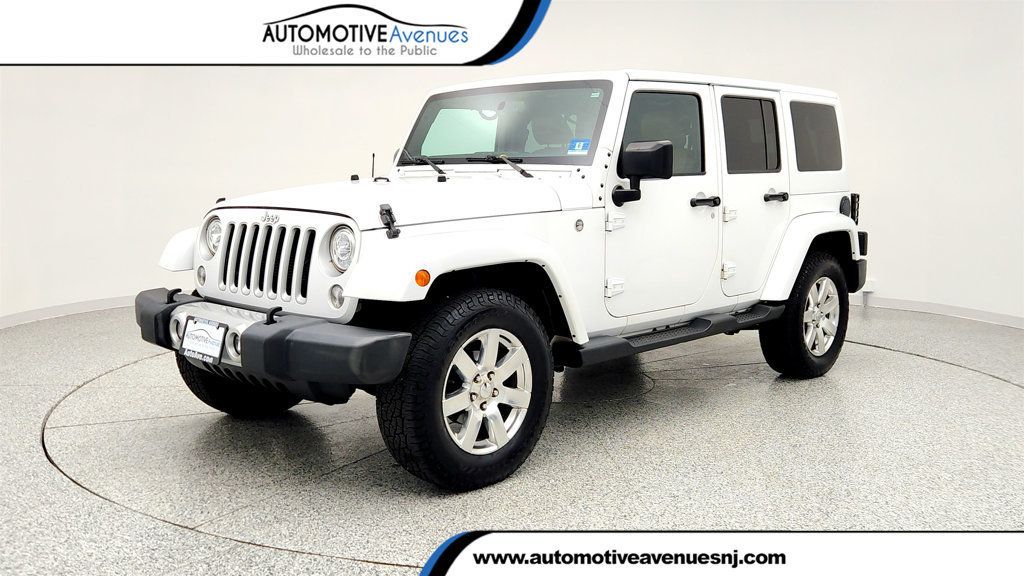 2017 Jeep Wrangler Unlimited Sahara 4x4 with Hardtop, Leather Bucket Seats & Navigation - 22973018 | Video 1