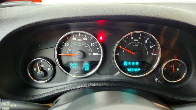 2017 Jeep Wrangler Unlimited Sahara 4x4 with Hardtop, Leather Bucket Seats & Navigation - 22973018 - 13