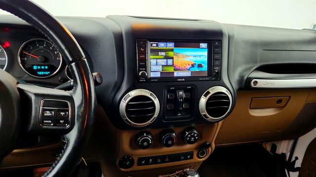 2017 Jeep Wrangler Unlimited Sahara 4x4 with Hardtop, Leather Bucket Seats & Navigation - 22973018 - 16