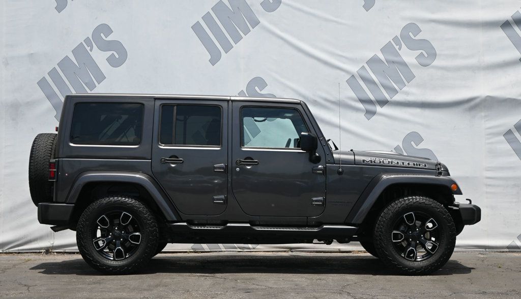 2017 Jeep Wrangler Unlimited Smoky Mountain photo 4