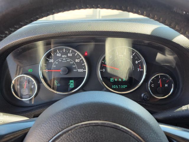 2017 Jeep Wrangler Unlimited Smoky Mountain 4x4 - 22932754 - 28