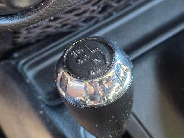 2017 Jeep Wrangler Unlimited Smoky Mountain 4x4 - 22932754 - 36