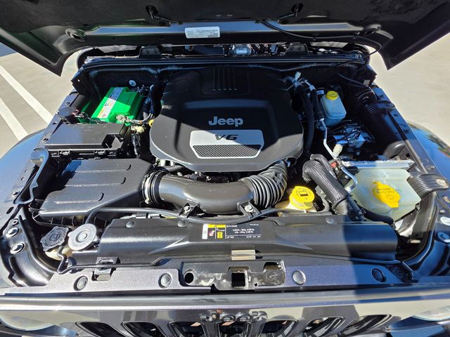 2017 Jeep Wrangler Unlimited Smoky Mountain 4x4 - 22932754 - 44