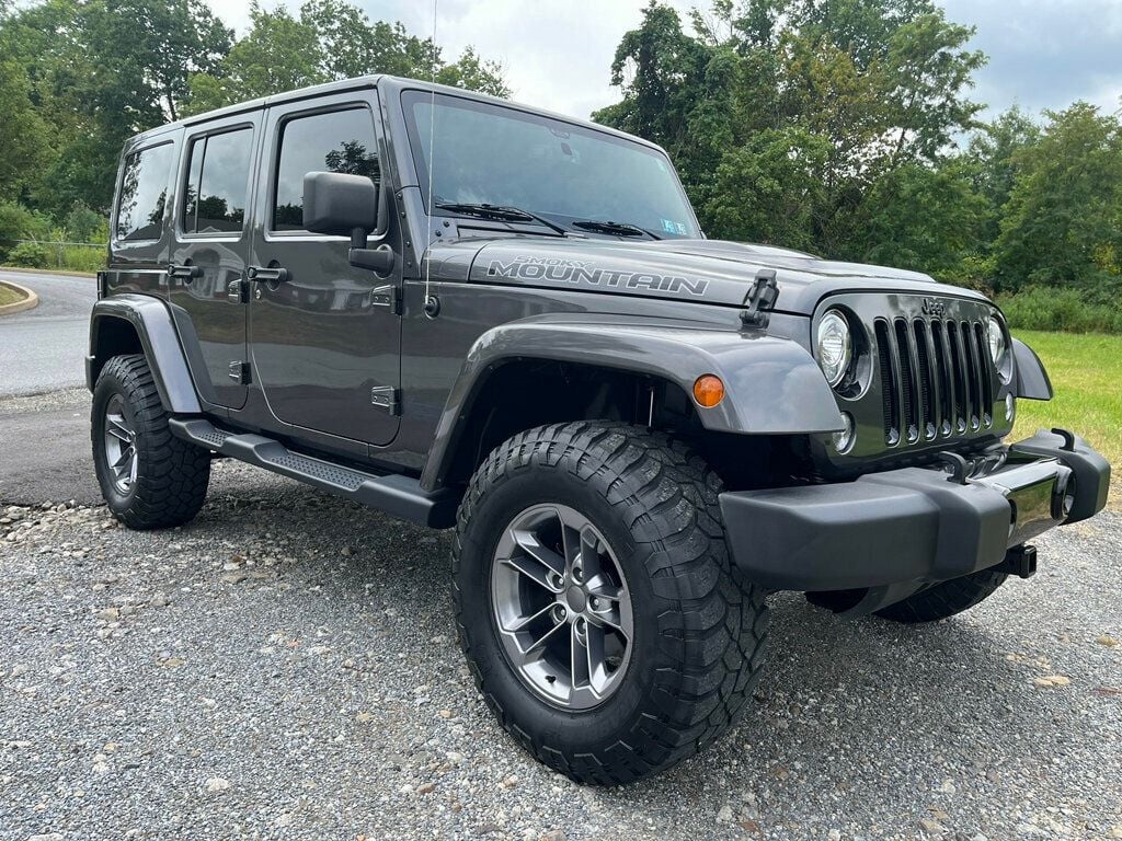 2017 Jeep Wrangler Unlimited Smoky Mountain 4x4 - 22521824 - 0