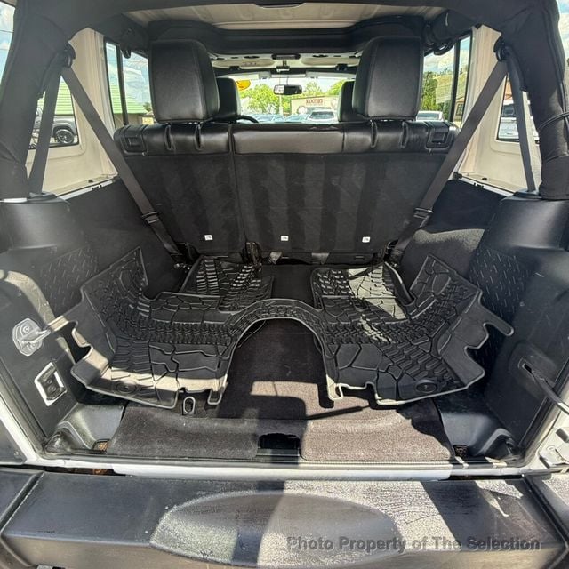 2017 Jeep Wrangler Unlimited SMOKY MOUNTAIN EDITION 4x4 W/COLOR MATCH 3-PIECE HARD TOP - 23017547 - 38