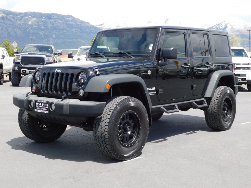 2017 Jeep Wrangler Unlimited SPORT - 22436965 - 0