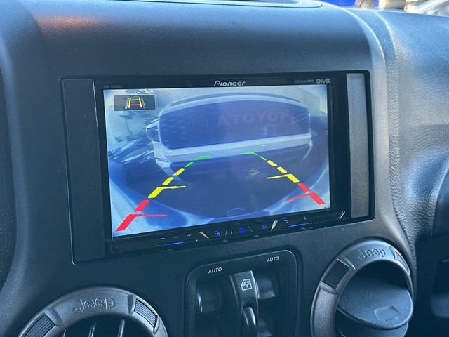 2017 Jeep Wrangler Unlimited Sport 4x4 - 22952136 - 16